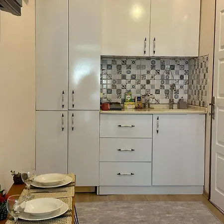 Lakas Szilveszterre Apartman *